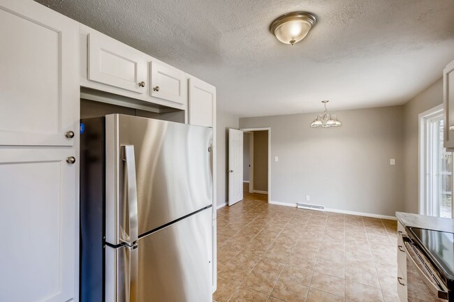 Photo - Recently Remodeled 4 bedroom, 2 bath Ranch Style Boulder House