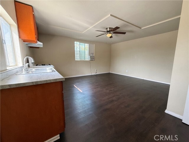 Photo - 9258 Elm Ave