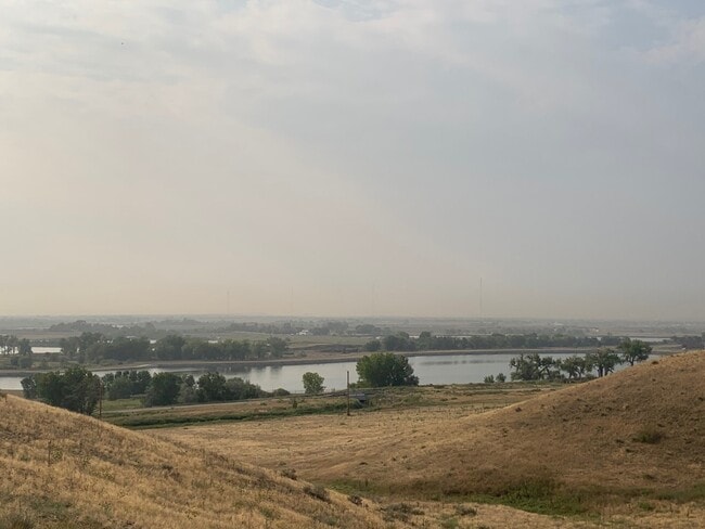 Photo - 14975 Riverdale Rd