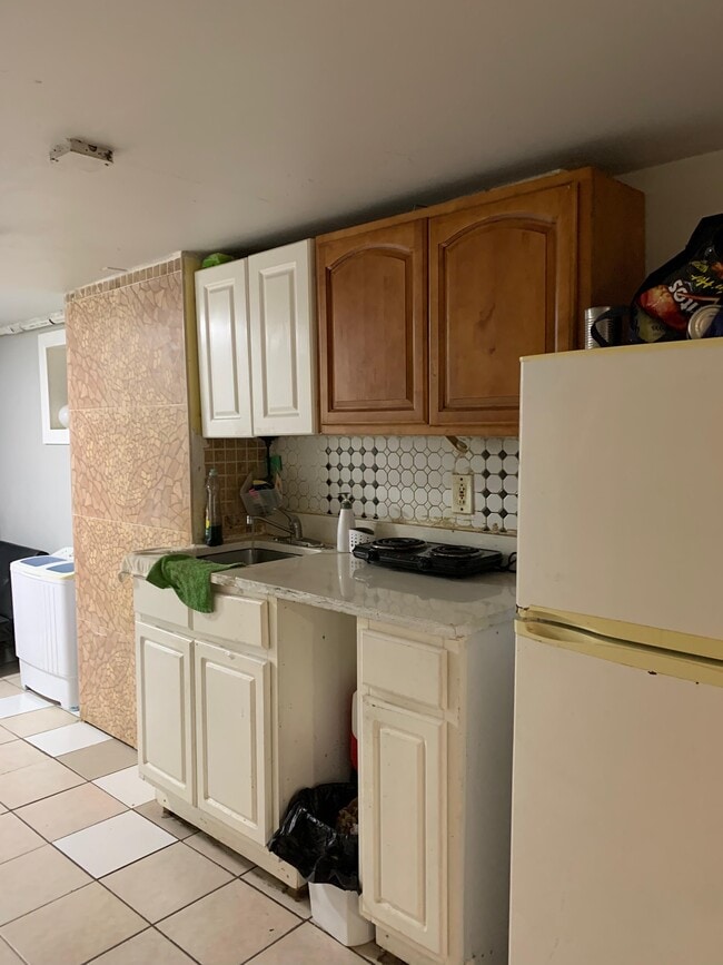 Building Photo - 308 Paulison Ave