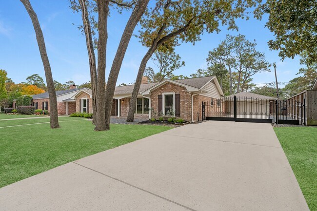 Photo - 10211 Candlewood Dr