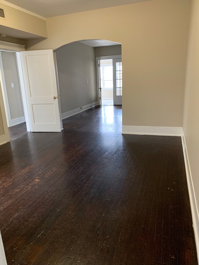 Photo - Linden Apartments