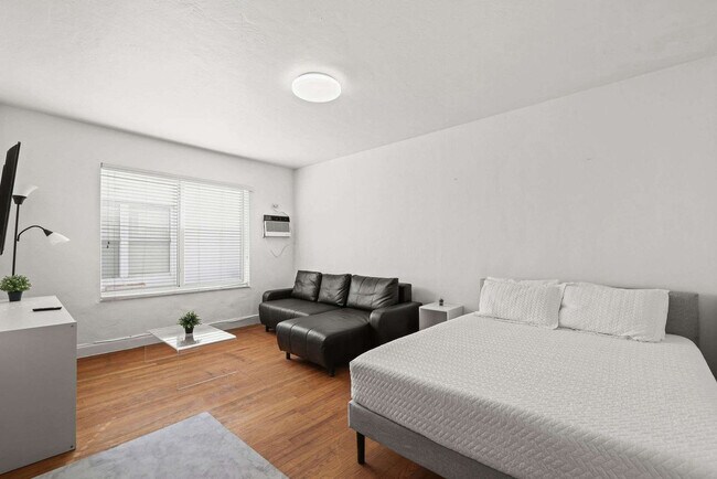 Photo - 7340 Harding Ave Unidad FL2-ID1240906P