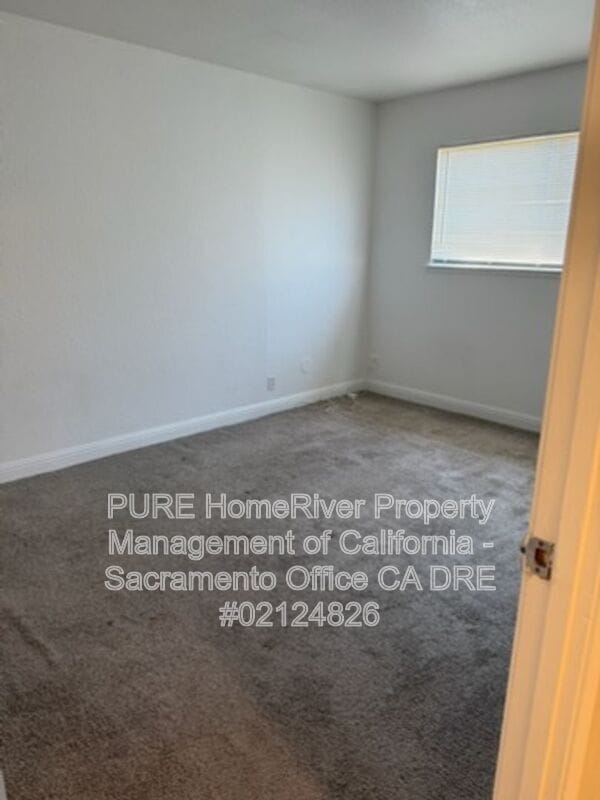 9408 Achates Cir