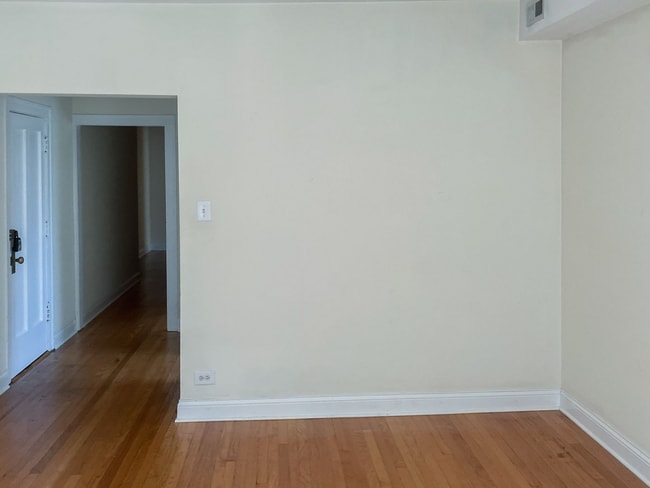 Photo - 2206 W Foster Ave Unit 3