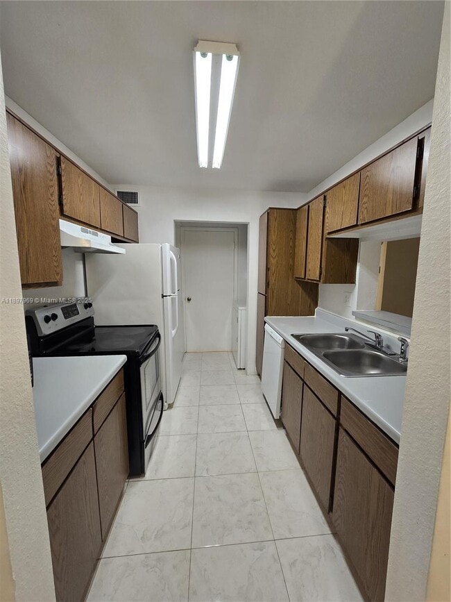 Photo - 4040 NW 87th Ave Unit 4040