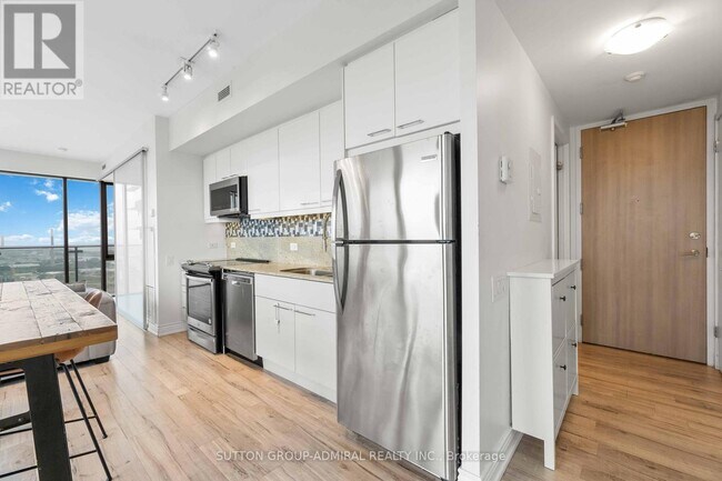 Photo - 70 Distillery Lane Unit 3303