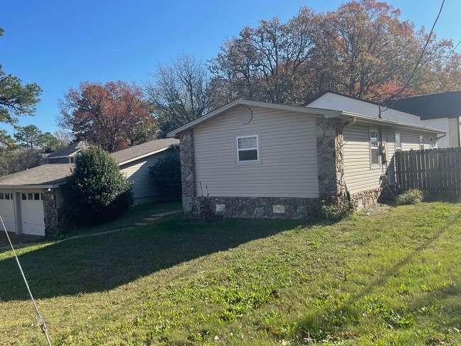 3 Bedroom 2 Bath West Little Rock Home - 3 Bedroom 2 Bath West Little Rock Home