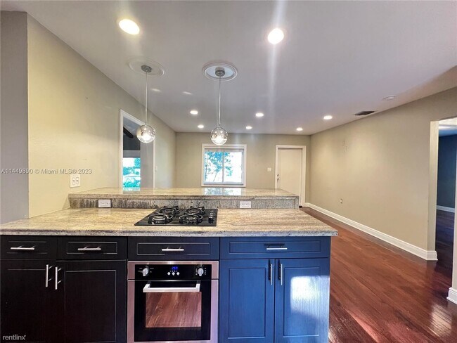 Photo - 3 br, 2 bath House - 9338 NW 2nd Ave