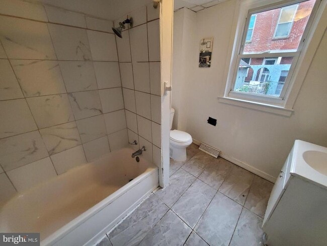 Photo - 404 S 9th St