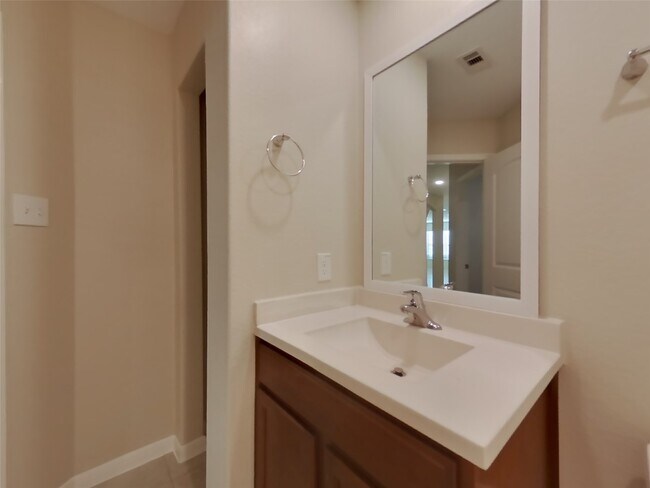 Photo - 821 Painted Bison Dr