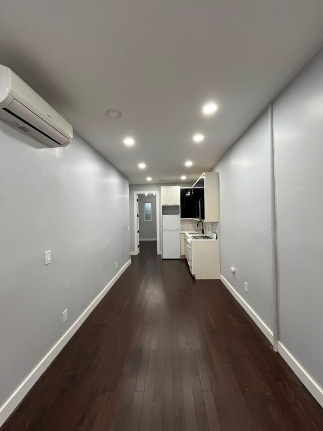 Photo - 60 Jordan Ave Unidad 3R