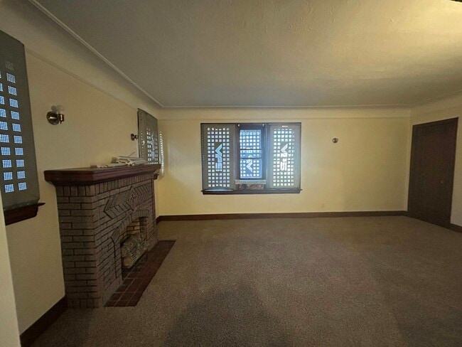 Photo - 4401 Buckingham Unidad 2