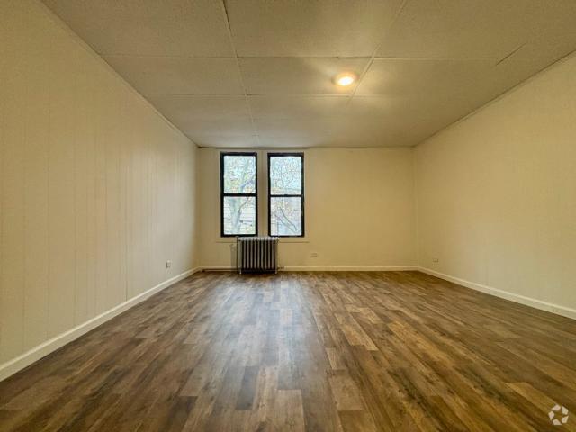 Building Photo - 2 bedroom in BROOKLYN NY 11210 Unit 2 Rental