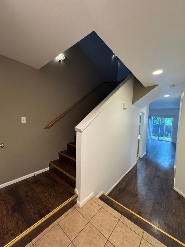 Photo - Gated 2 beds 2.5 baths townhome in Ashburn...