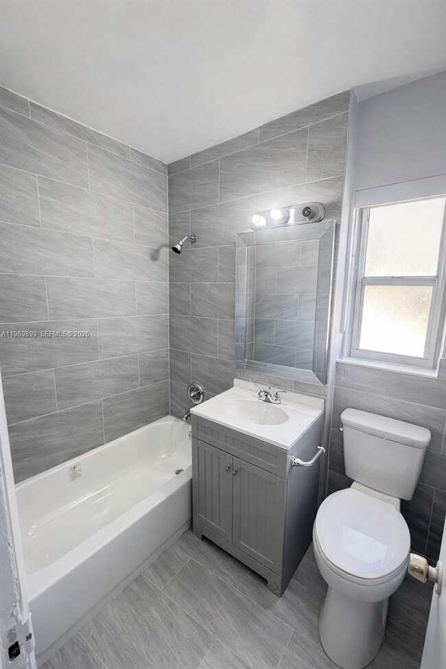 Photo - 1801 NW 82nd St