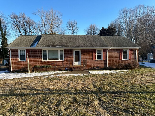 Well maintained 3 Bedroom/2 bath brick ran... - Well maintained 3 Bedroom/2 bath brick ran... House