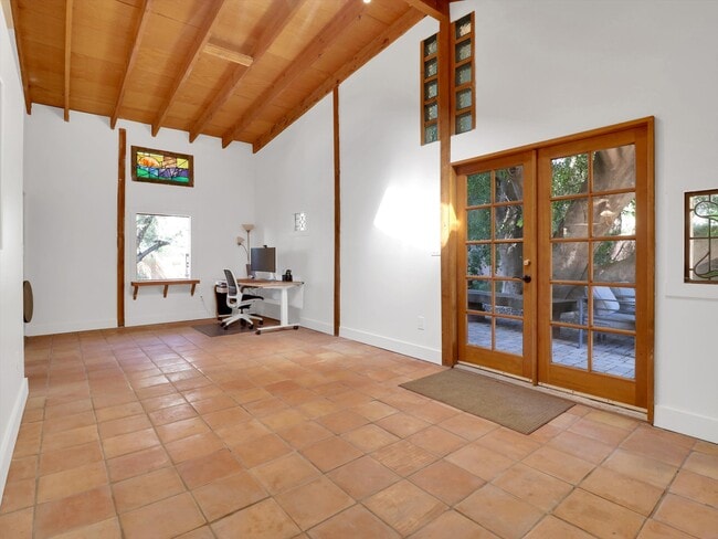 Photo - 1022 E Keim Dr