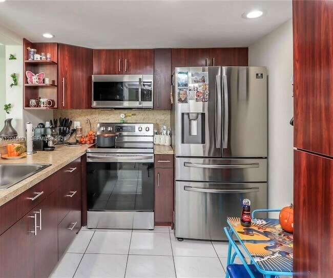 2055 SW 122nd Ave Unit 306