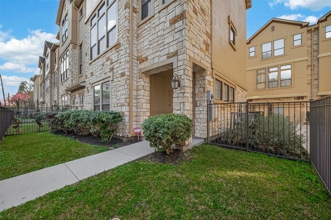 Photo - 5211 Eigel St Unit A