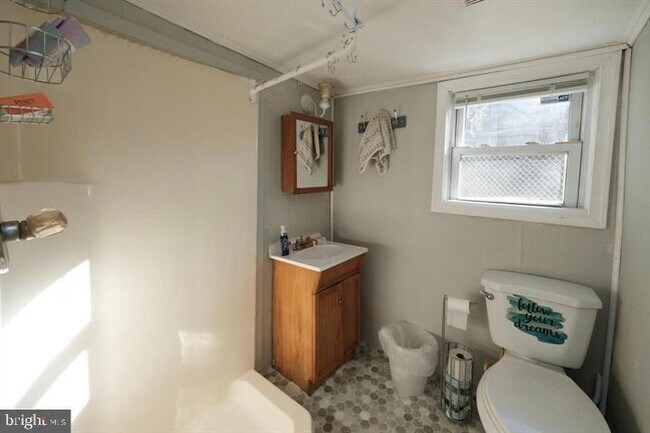 Photo - 607 West Lawn Ave