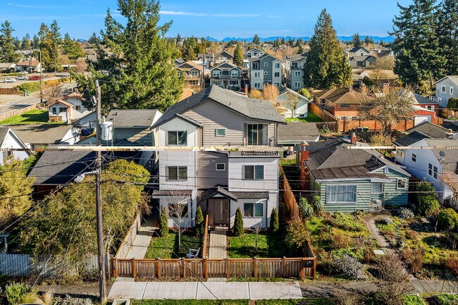 front entrance - 8338 27th Ave NW Unit B
