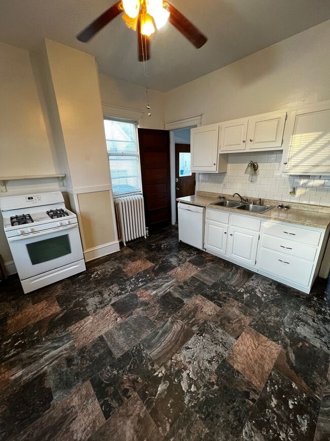 Photo - 2602 6th Ave Unit #2