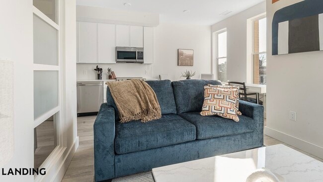 Photo - 2005 11th St NW Unidad 302