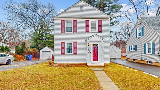 Building Photo - 105 Maple St Rental