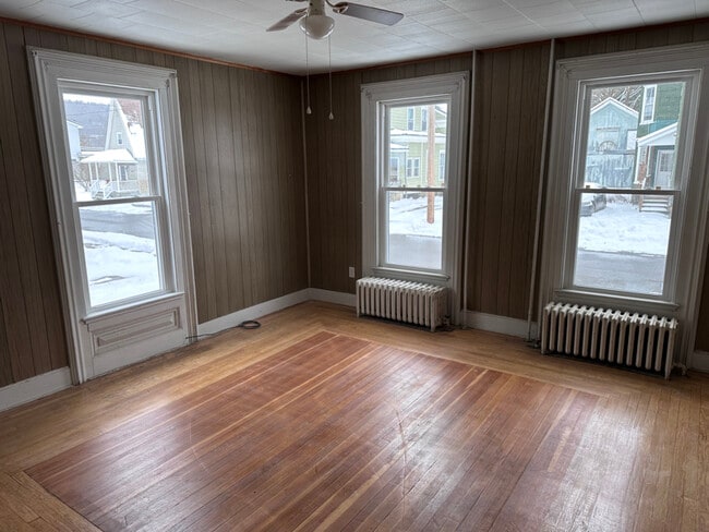 Building Photo - 11 Westcott St