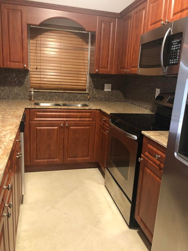 Photo - 1291 NW 13th St Unit 346d