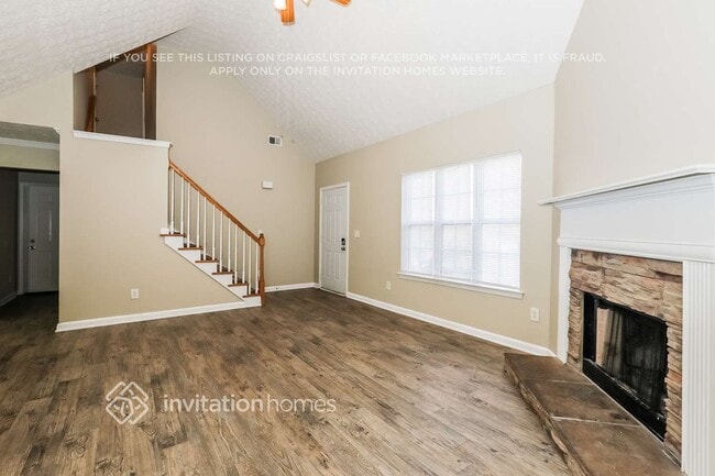 Photo - 175 Dillion Dr