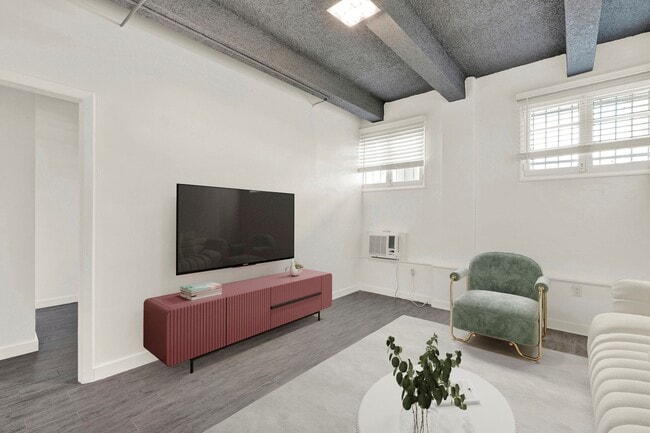 Photo - Edwards Apartments