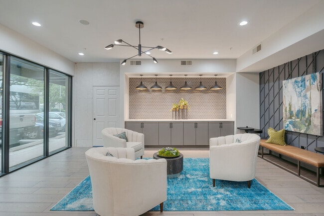 The Briscoe River Oaks apartments — community photo