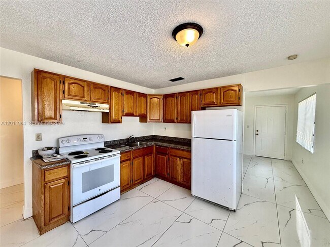 Photo - 950 NW 109th St Unit 950