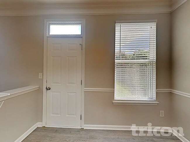 2009 Moss Creek Dr