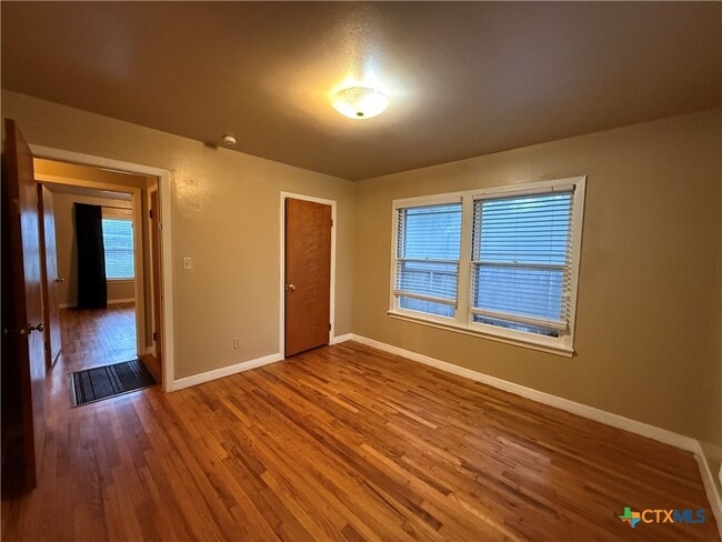 Photo - 555 N Union Ave