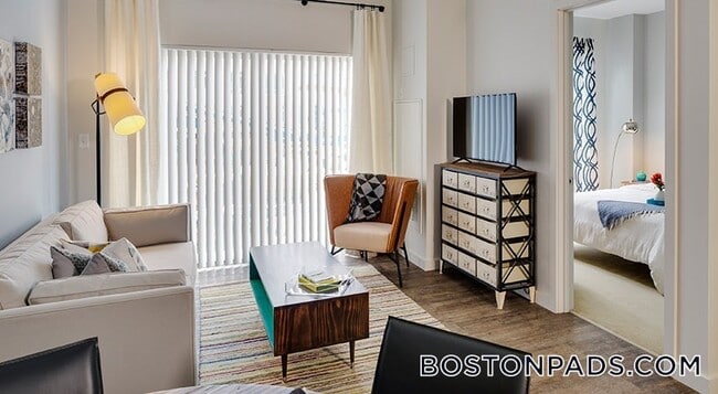 Photo - 240 Sidney St Unit ST