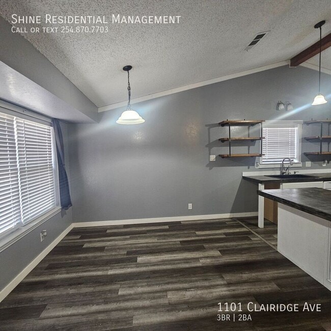 Photo - 1101 Clairidge Ave