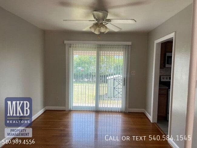 Photo - 1520 Longview Ave