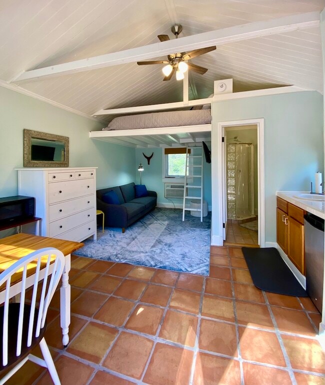 Photo - 1008 Starlight Dr