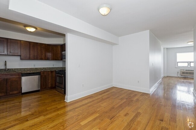 Building Photo - 809-815 22nd St Unit 1507 Rental