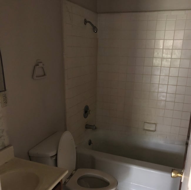 Photo - 606 Richardson Ave