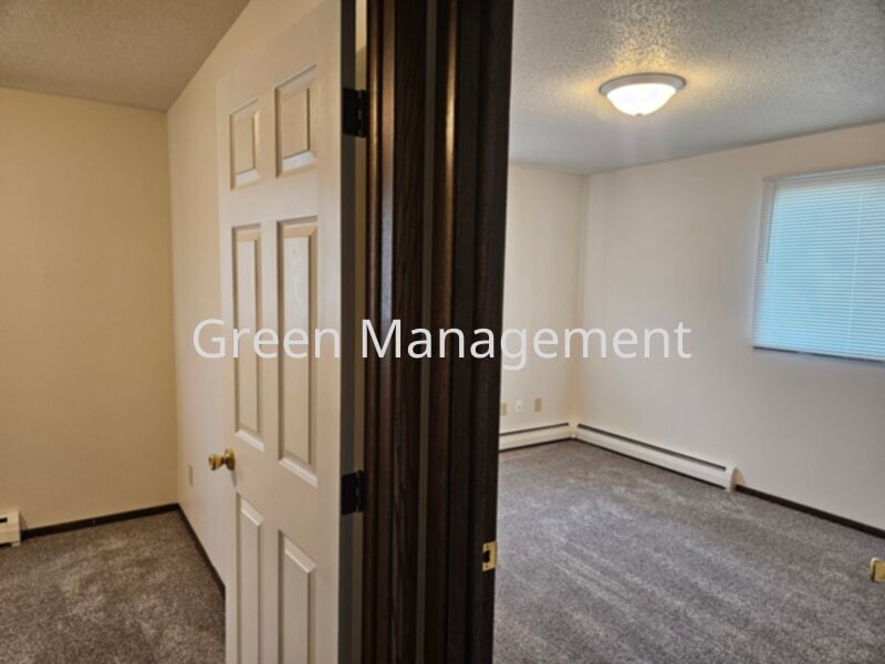 Photo - 2 Bedroom with Heat Paid and Garage