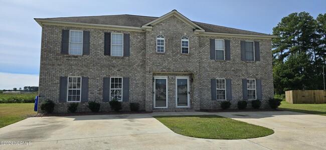 Photo - 4032 Lucerne Ct Townhome