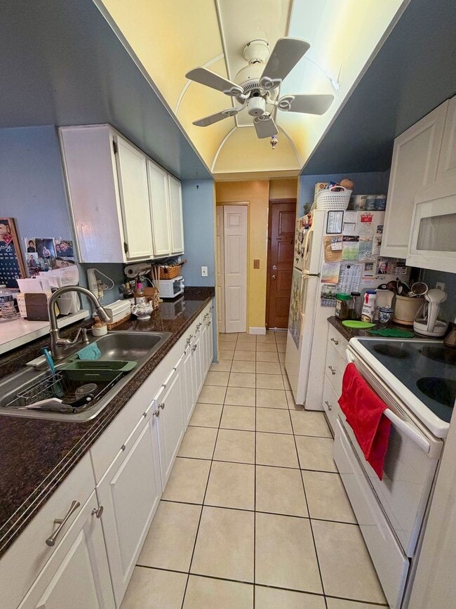 Photo - Fully Furnished 2 Bedroom , 2 Bathroom 2nd Floor Condo.