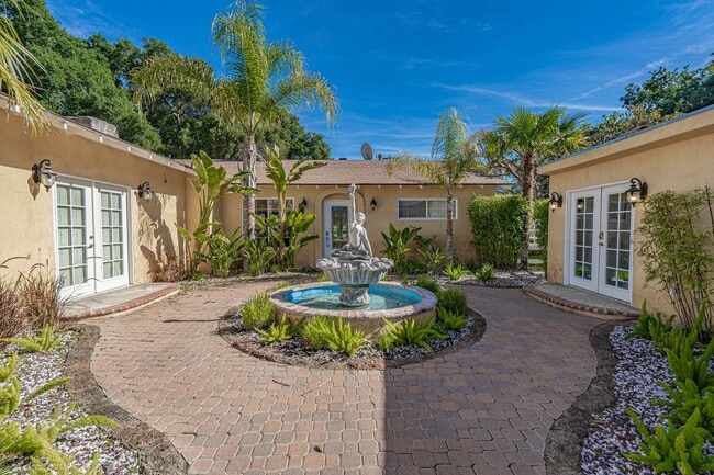 4 Bedroom Pool Home for Rent in Secluded S... - 4 Bedroom Pool Home for Rent in Secluded S...