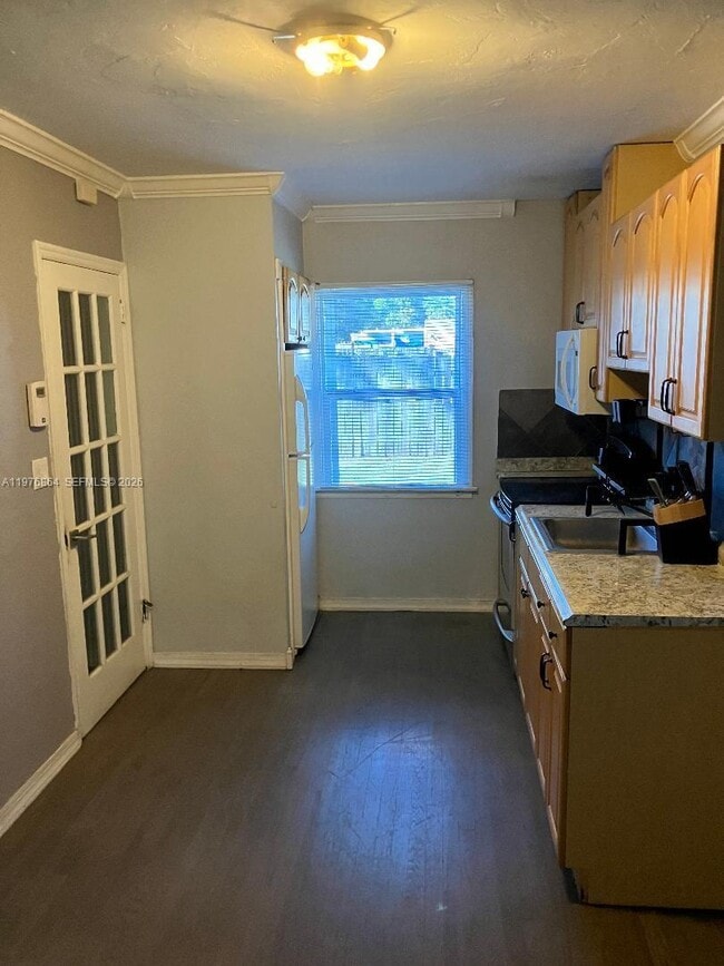 Photo - 2127 Wilson St