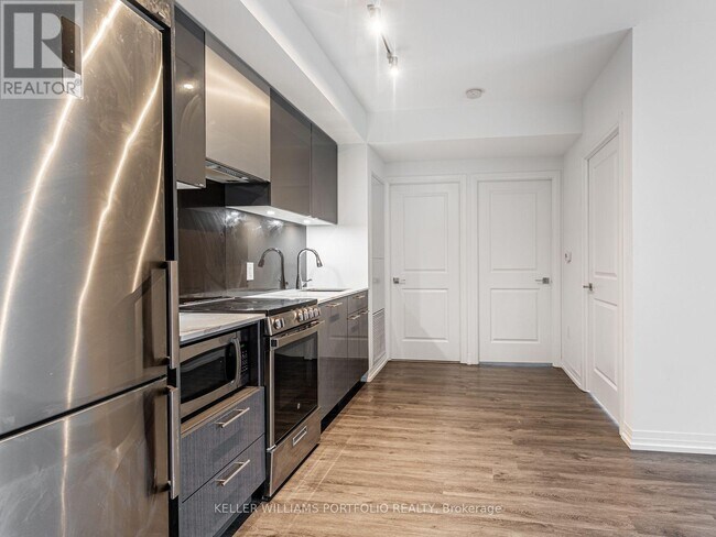 Photo - 251 Jarvis St Unit 1633