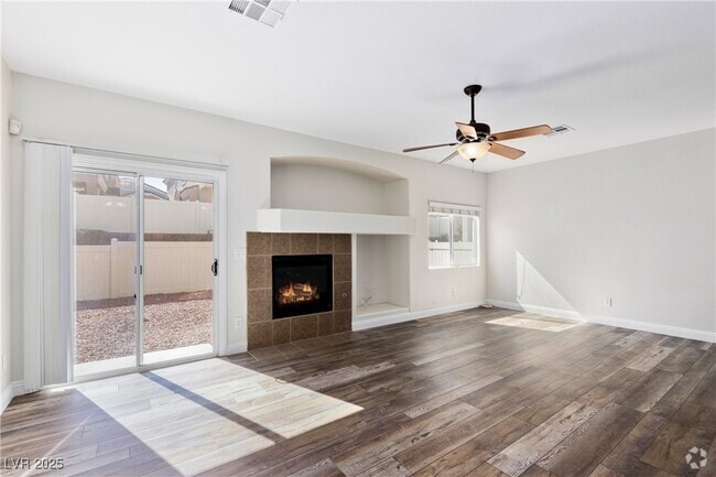 Building Photo - 1088 Slate Crossing Ln Unit 3 Rental